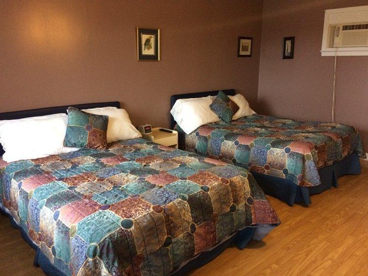 Webbers Lake Charlotte Motel Queen And Double Bed Eksteriør bilde