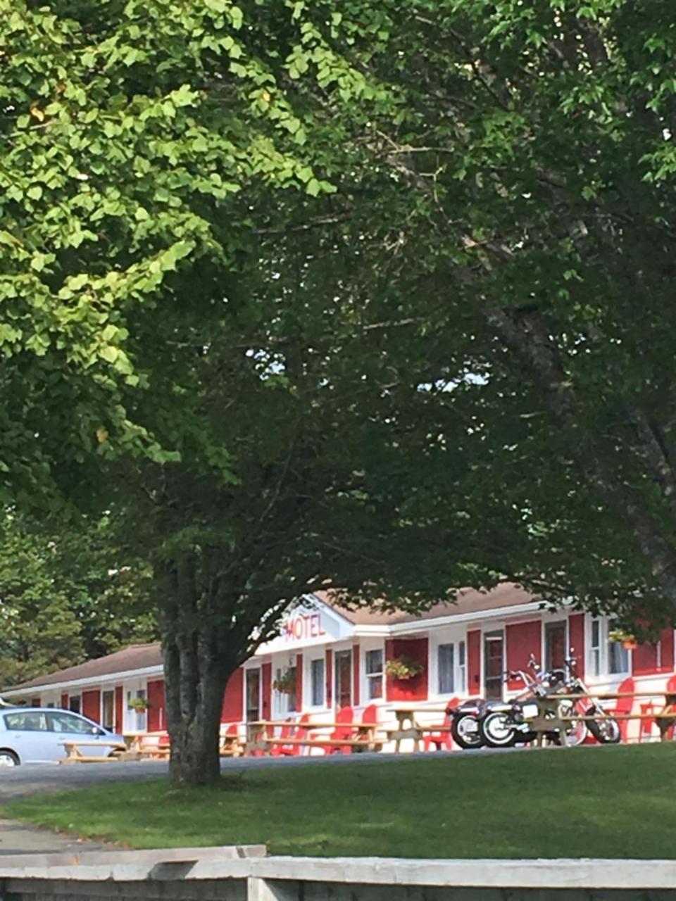 Webbers Lake Charlotte Motel Queen And Double Bed Eksteriør bilde